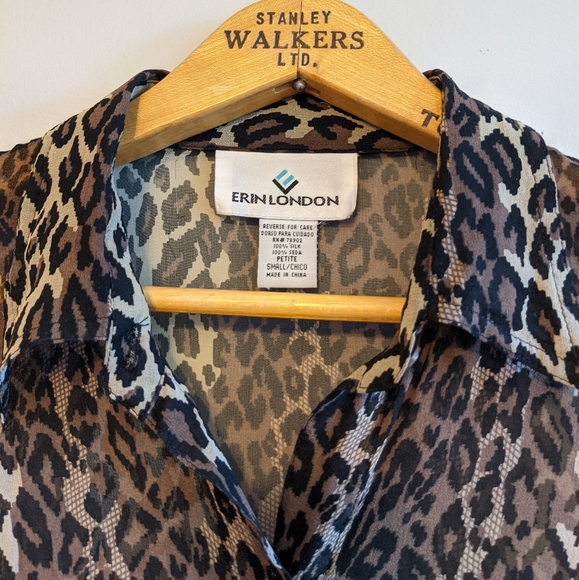 ERIN LONDON 100% Silk Animal Print Sheer Blouse SP - Picture 2 of 5